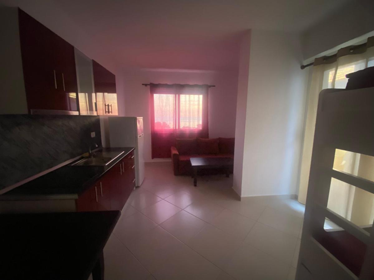 Shengjin Apartamente Antoni エクステリア 写真