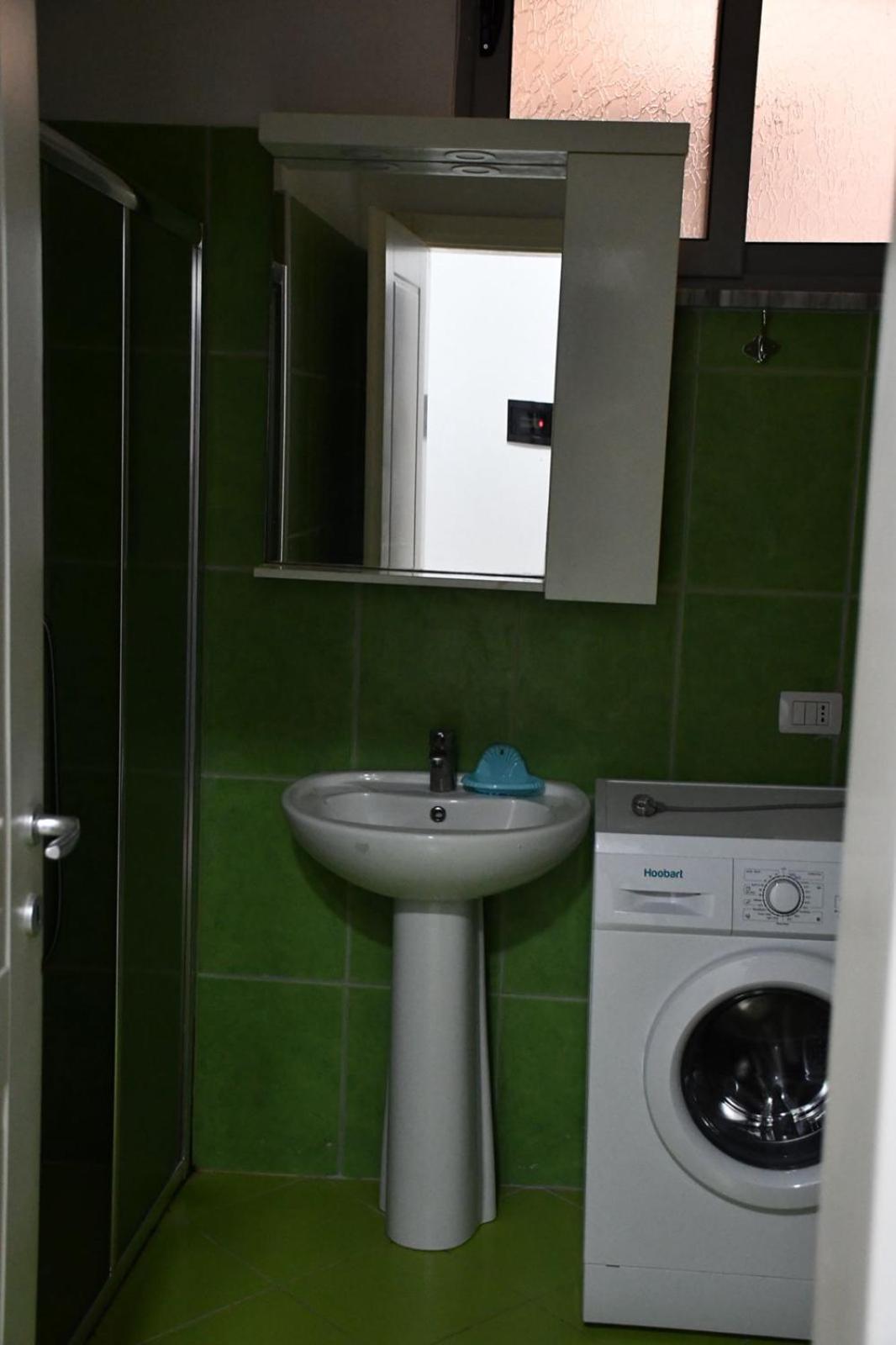 Shengjin Apartamente Antoni エクステリア 写真