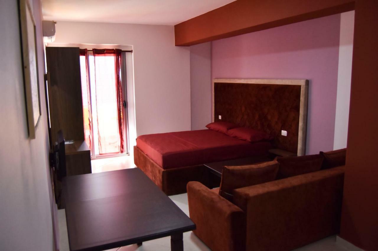 Shengjin Apartamente Antoni エクステリア 写真